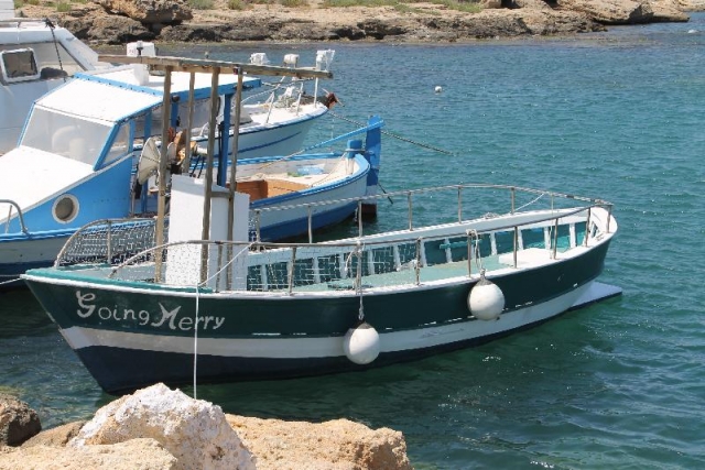  Renta de barco Gozzo en Capo Rizzuto 